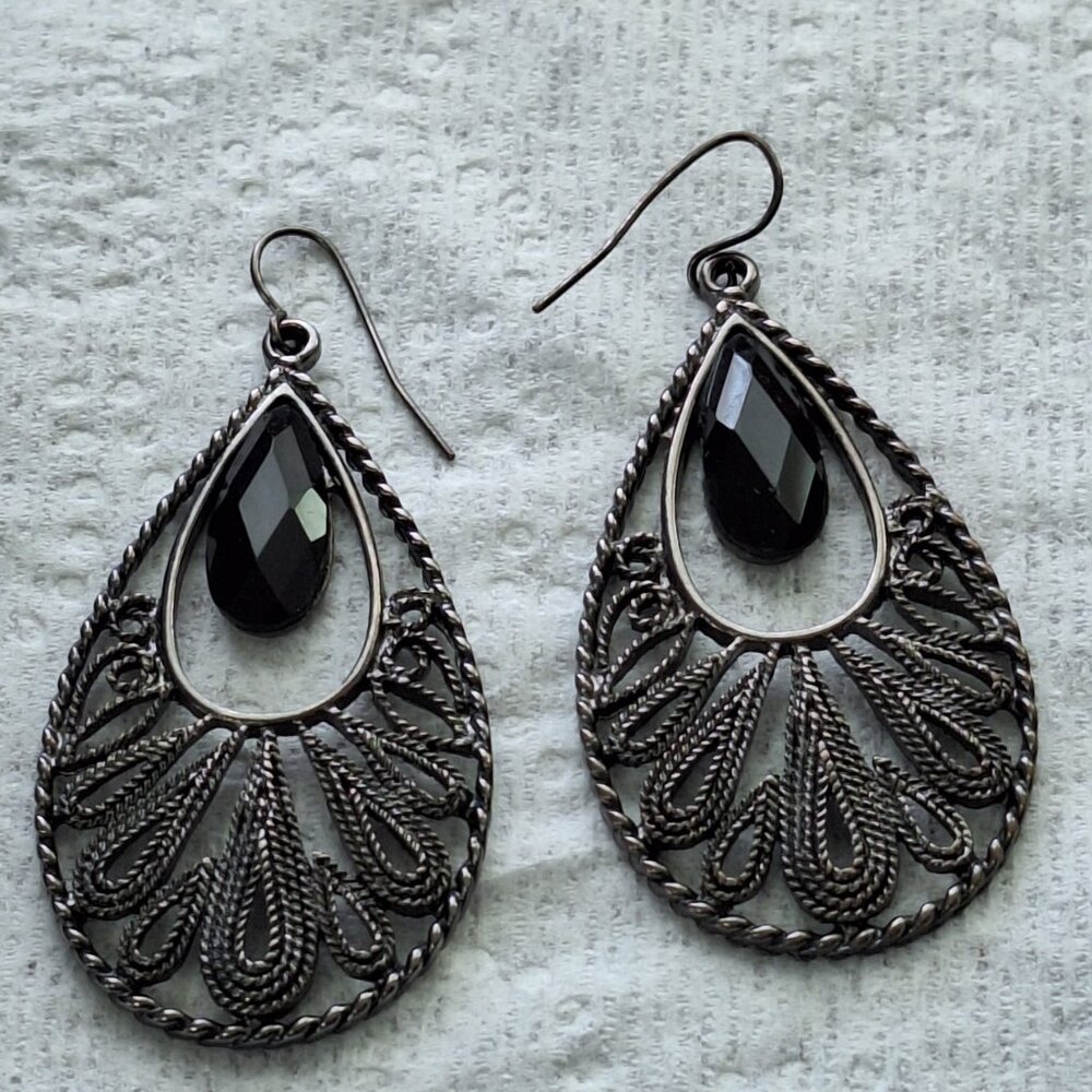 Premier Designs Filigree Teardrop Dangle Earrings